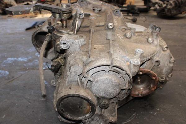 BOITE DE VITESSE MANUEL VW/AUDI/SEAT/SKODA...  2.0TDI CODE LNK ( 6VITESSES ) - Vue 5